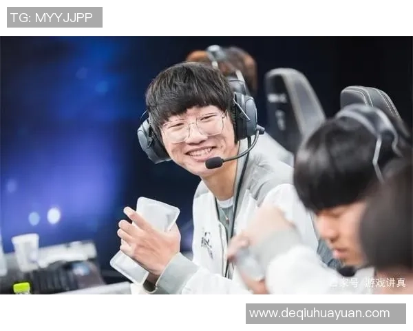 王者荣耀评论分析FPX在比赛中盯防策略的得失与启示