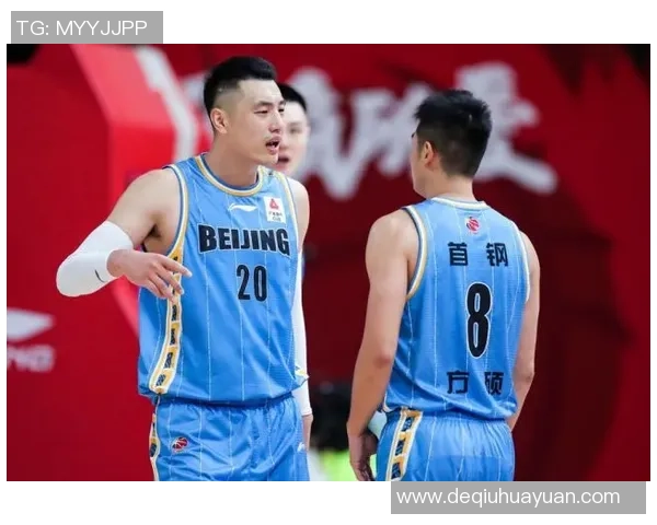 翟晓川的篮球之路：从青涩少年到CBA明星球员的成长故事